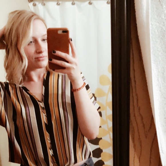 Meet your Posher, Rebecca - Picture 1 of 1